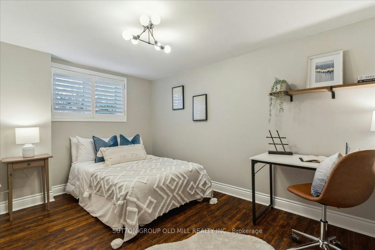 2A Elton Crescent, Toronto, ON, M8W 2X8 - 14