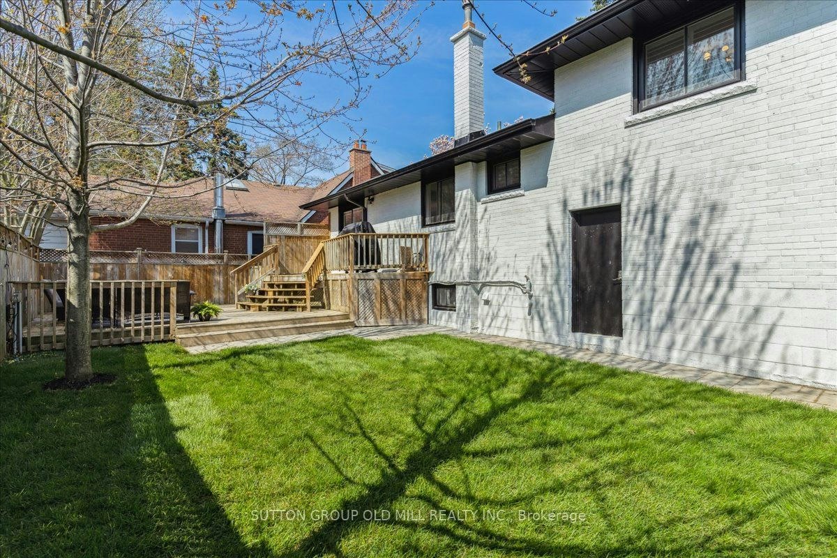 2A Elton Crescent, Toronto, ON, M8W 2X8 - 15