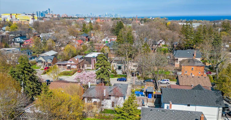 2A Elton Crescent, Toronto, ON, M8W 2X8 - 16