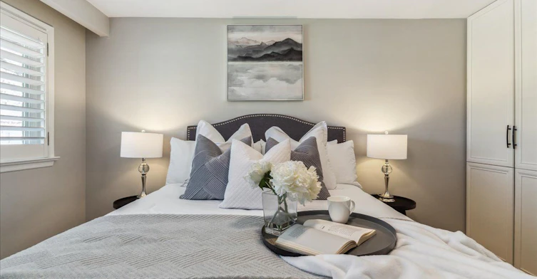 2A Elton Crescent, Toronto, ON, M8W 2X8 - 10