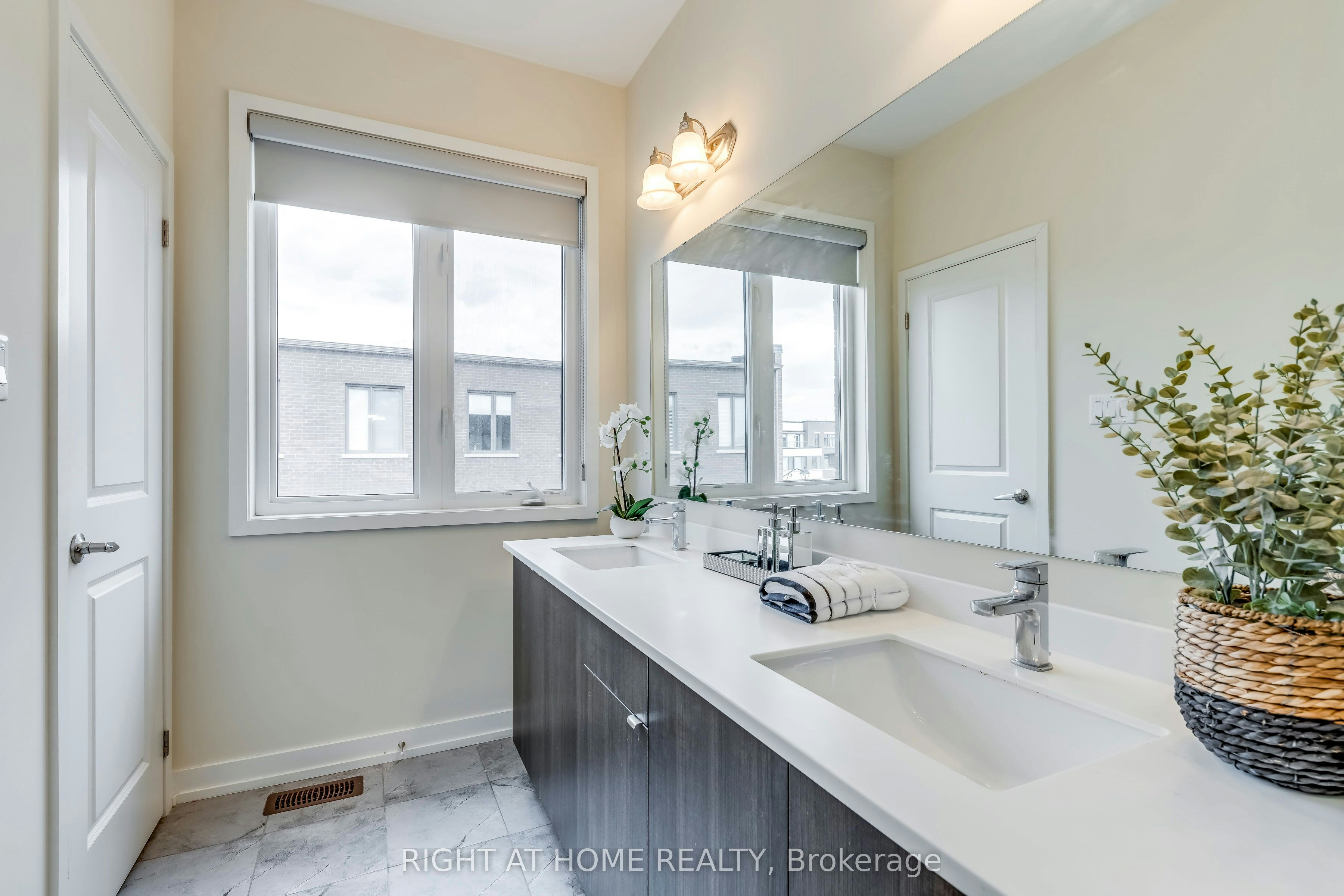 272 Squire Crescent, Oakville, ON, L6H 0L8 - 21