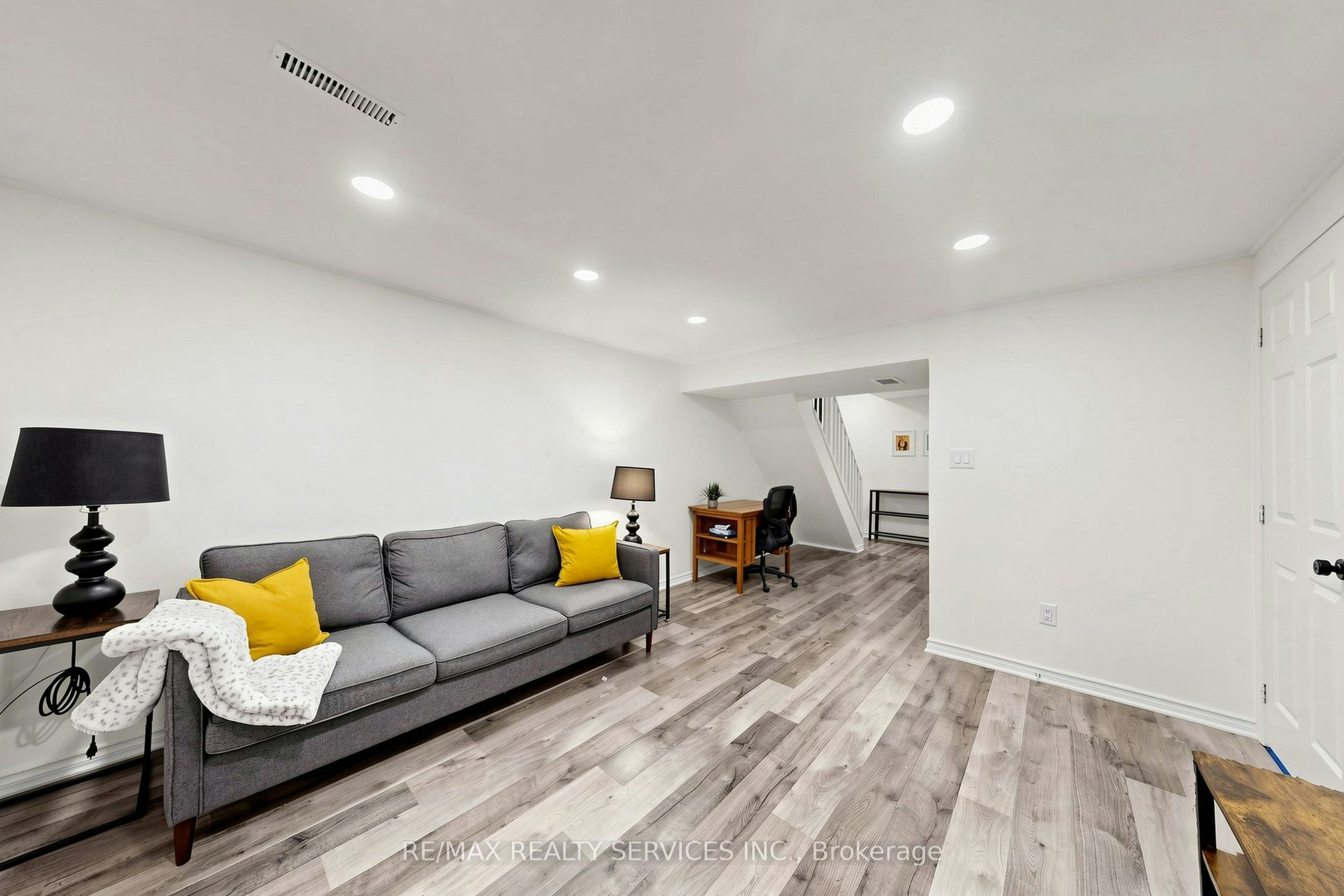 57-93 Hansen Road N, Brampton, ON, L6V 3C8 - 38