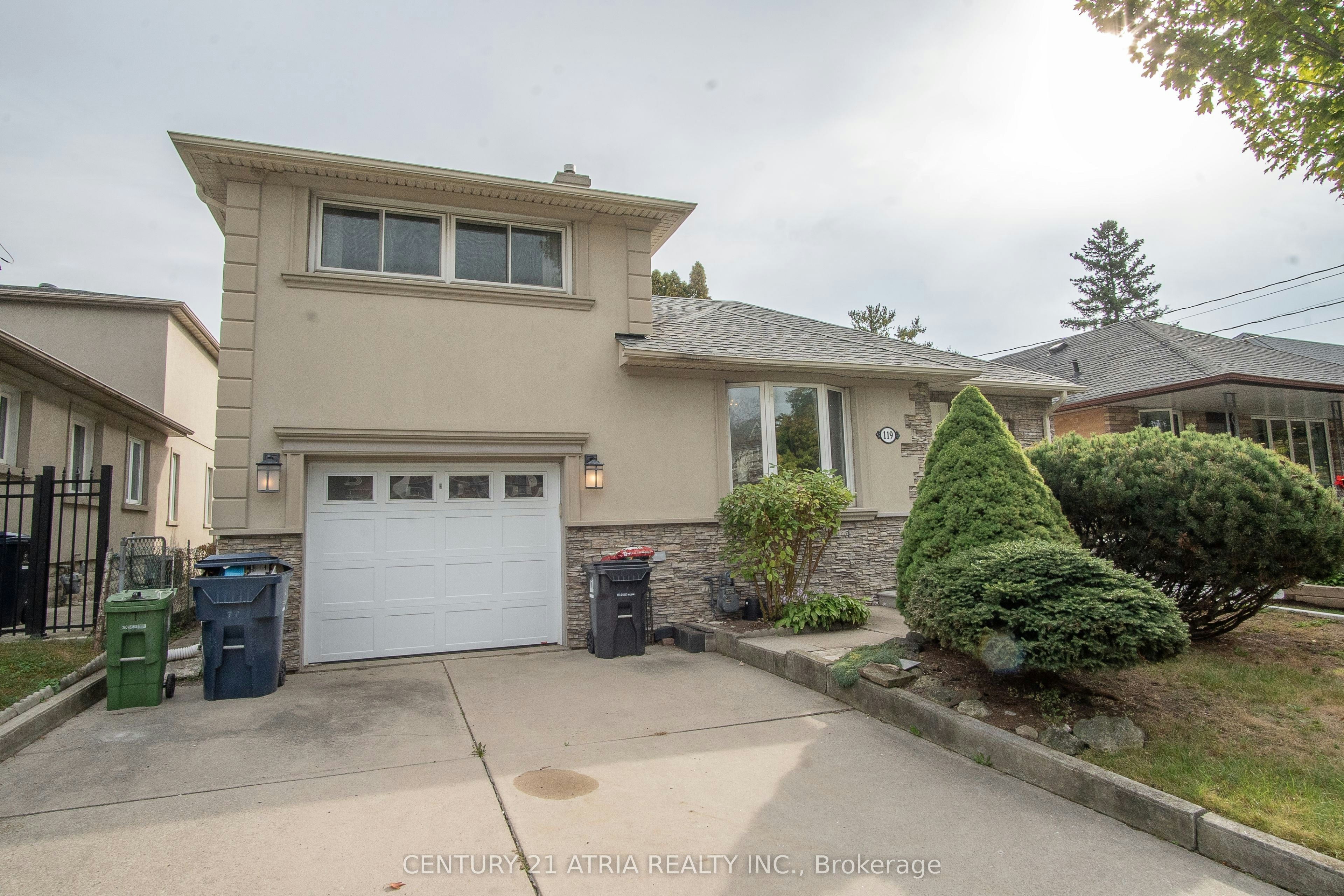119 Milton Street, Toronto, ON, M8Y 2Y4