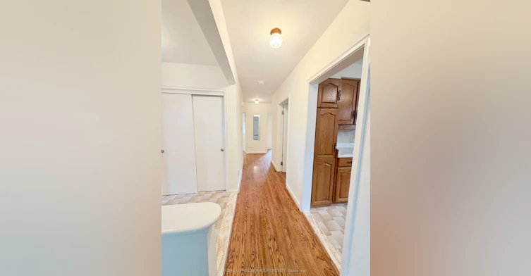 Main-3 Avery Avenue, Toronto, ON, M9C 1K1 - 10