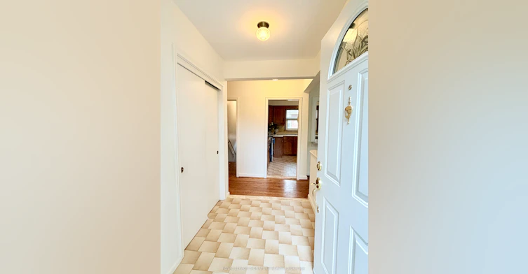 Main-3 Avery Avenue, Toronto, ON, M9C 1K1 - 3