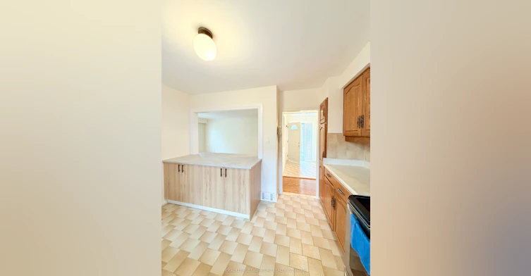 Main-3 Avery Avenue, Toronto, ON, M9C 1K1 - 19