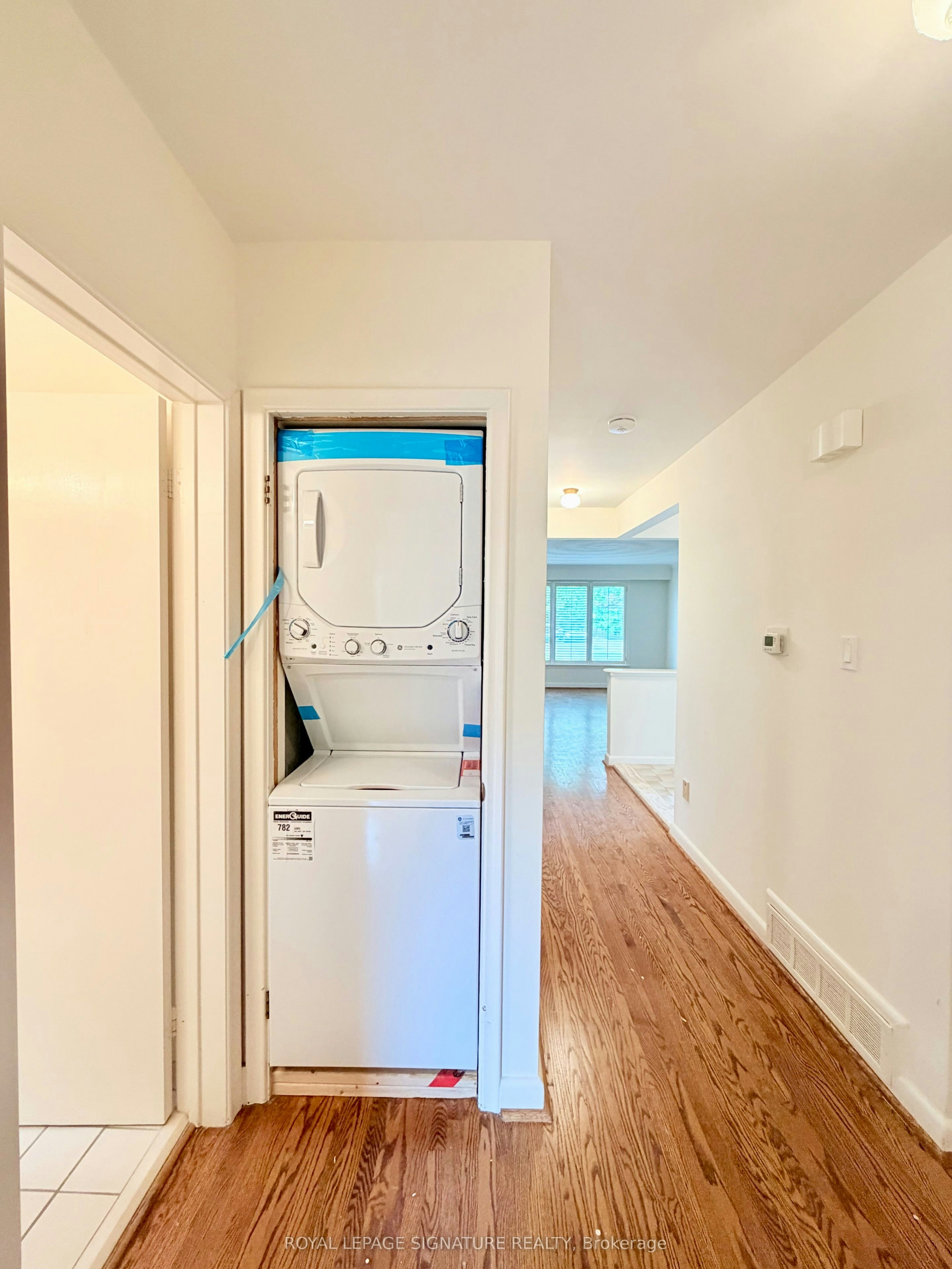 Main-3 Avery Avenue, Toronto, ON, M9C 1K1 - 28