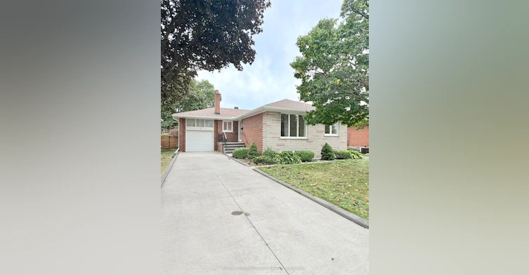 Main-3 Avery Avenue, Toronto, ON, M9C 1K1