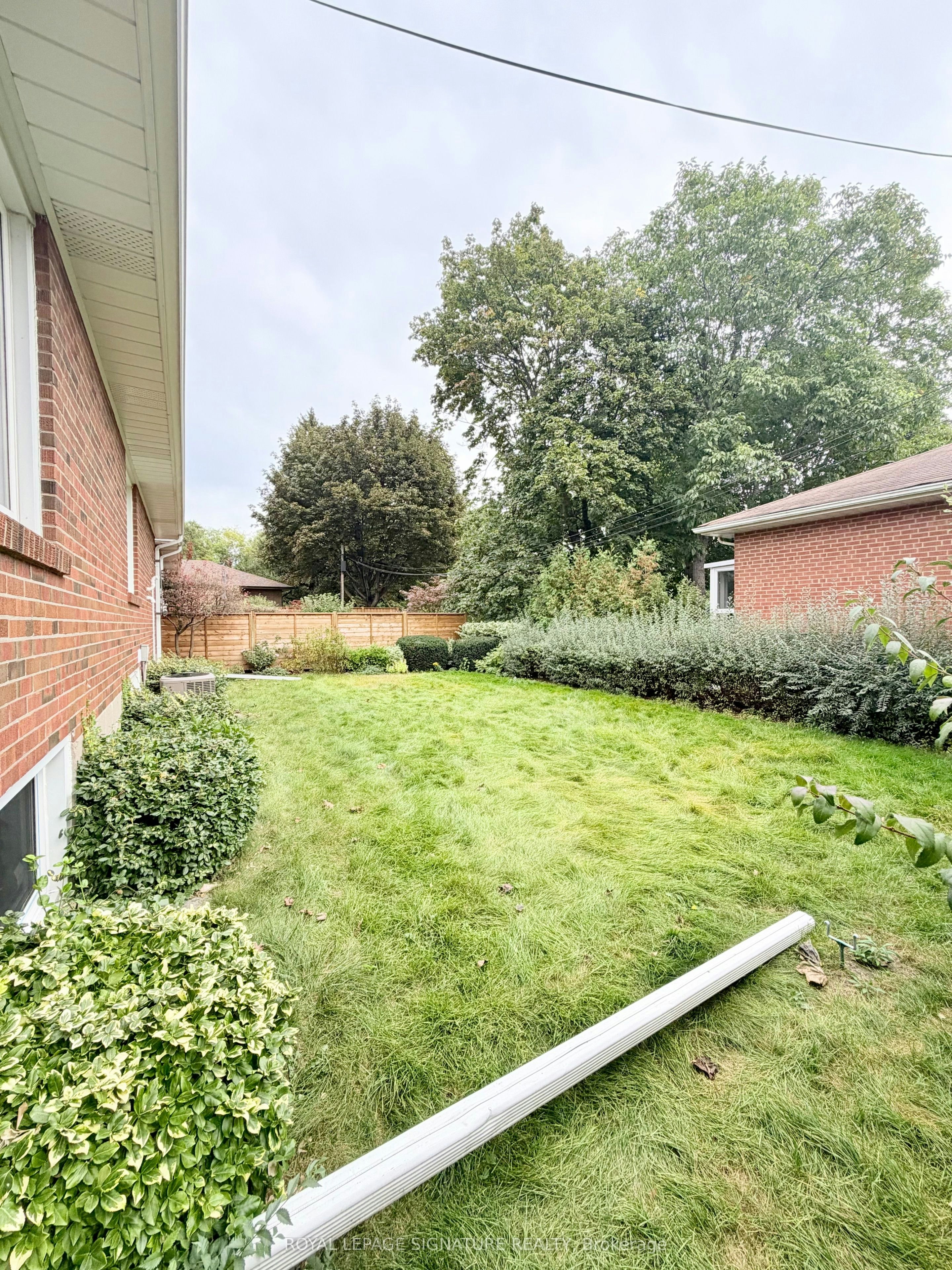 Main-3 Avery Avenue, Toronto, ON, M9C 1K1 - 31