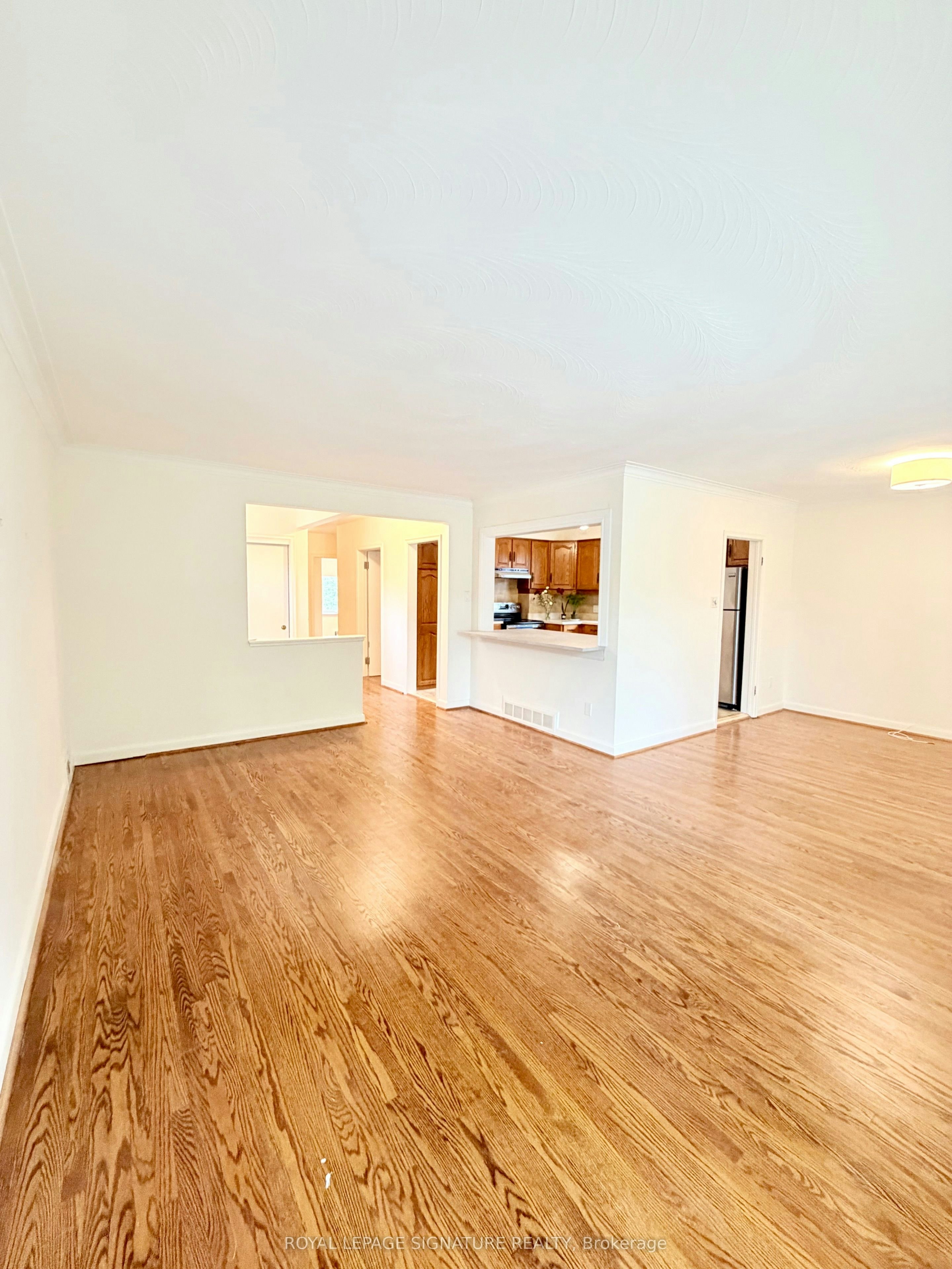 Main-3 Avery Avenue, Toronto, ON, M9C 1K1 - 14