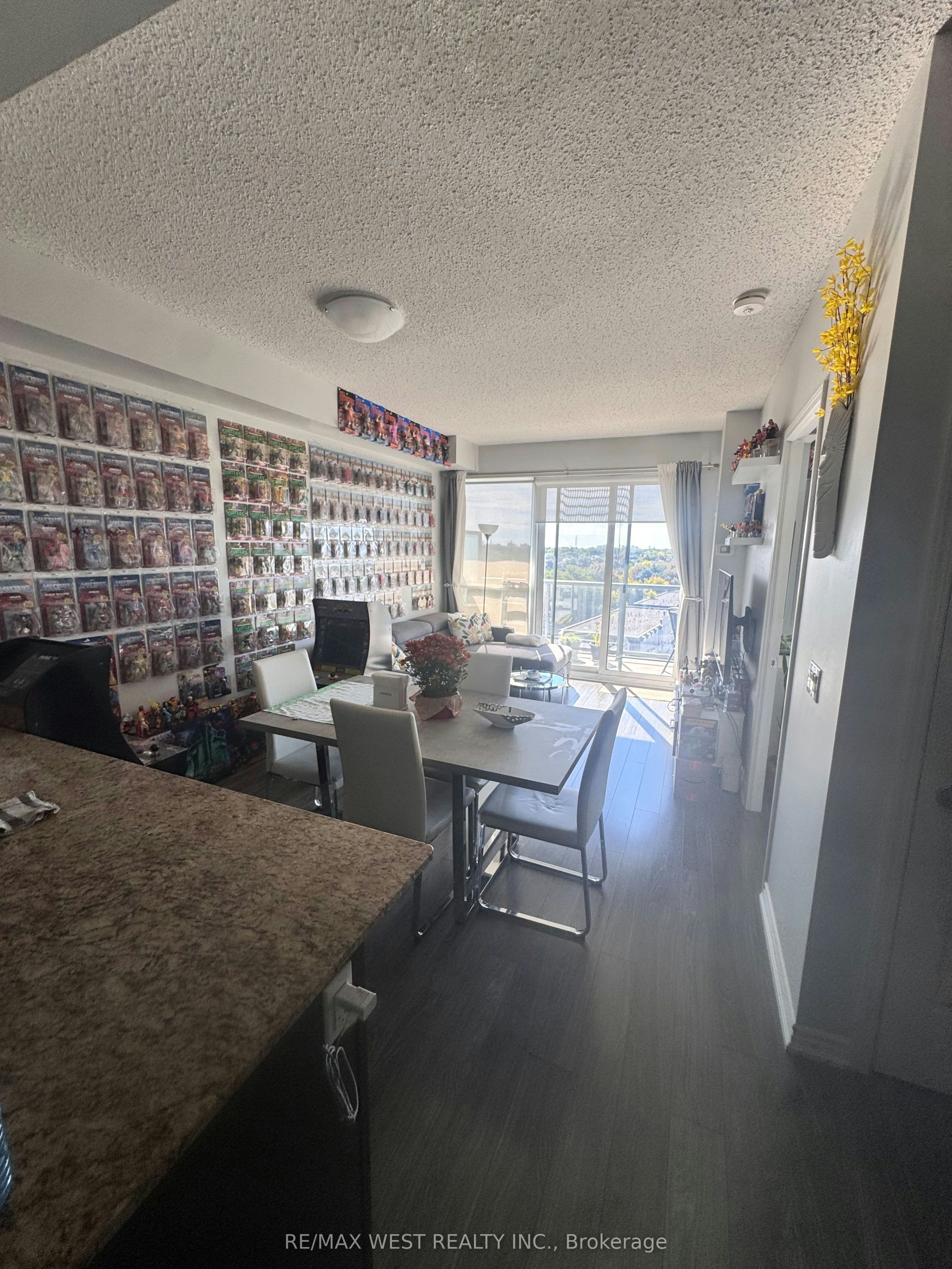 830-15 James Finlay Way, Toronto, ON, M3M 0B3 - 6