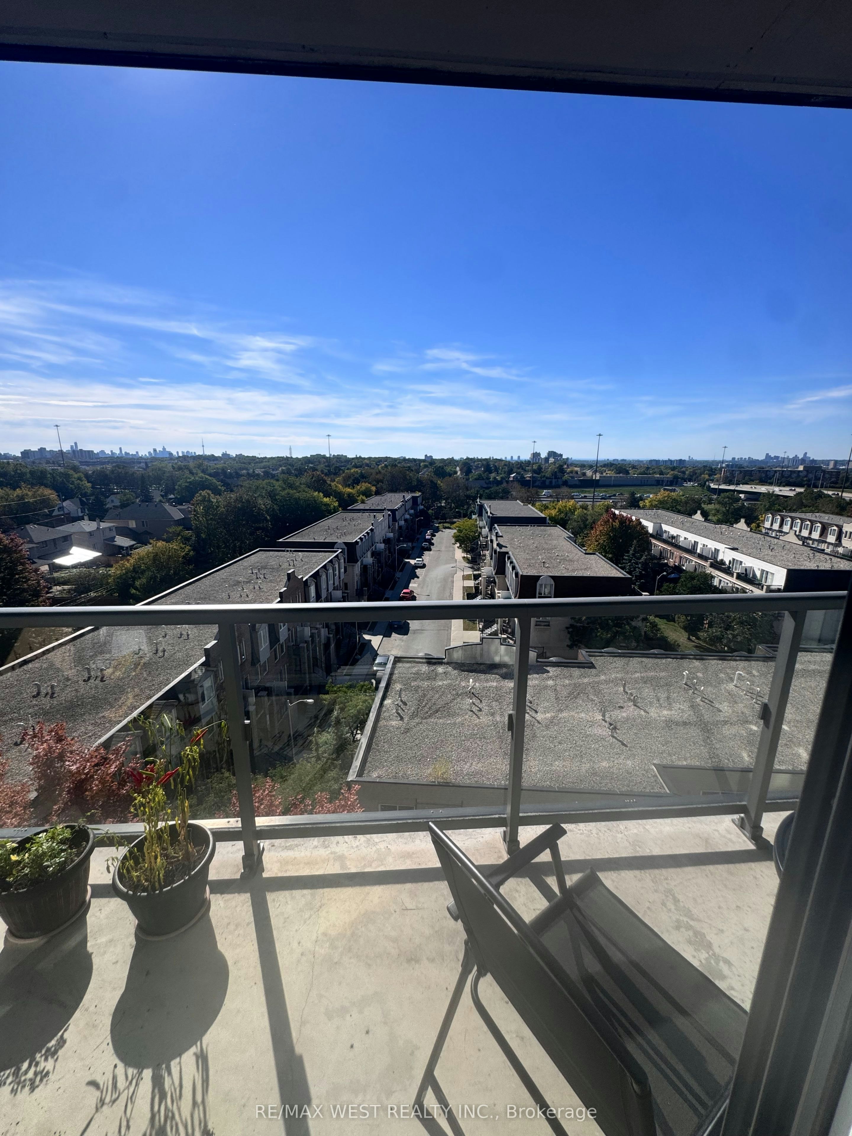 830-15 James Finlay Way, Toronto, ON, M3M 0B3 - 14