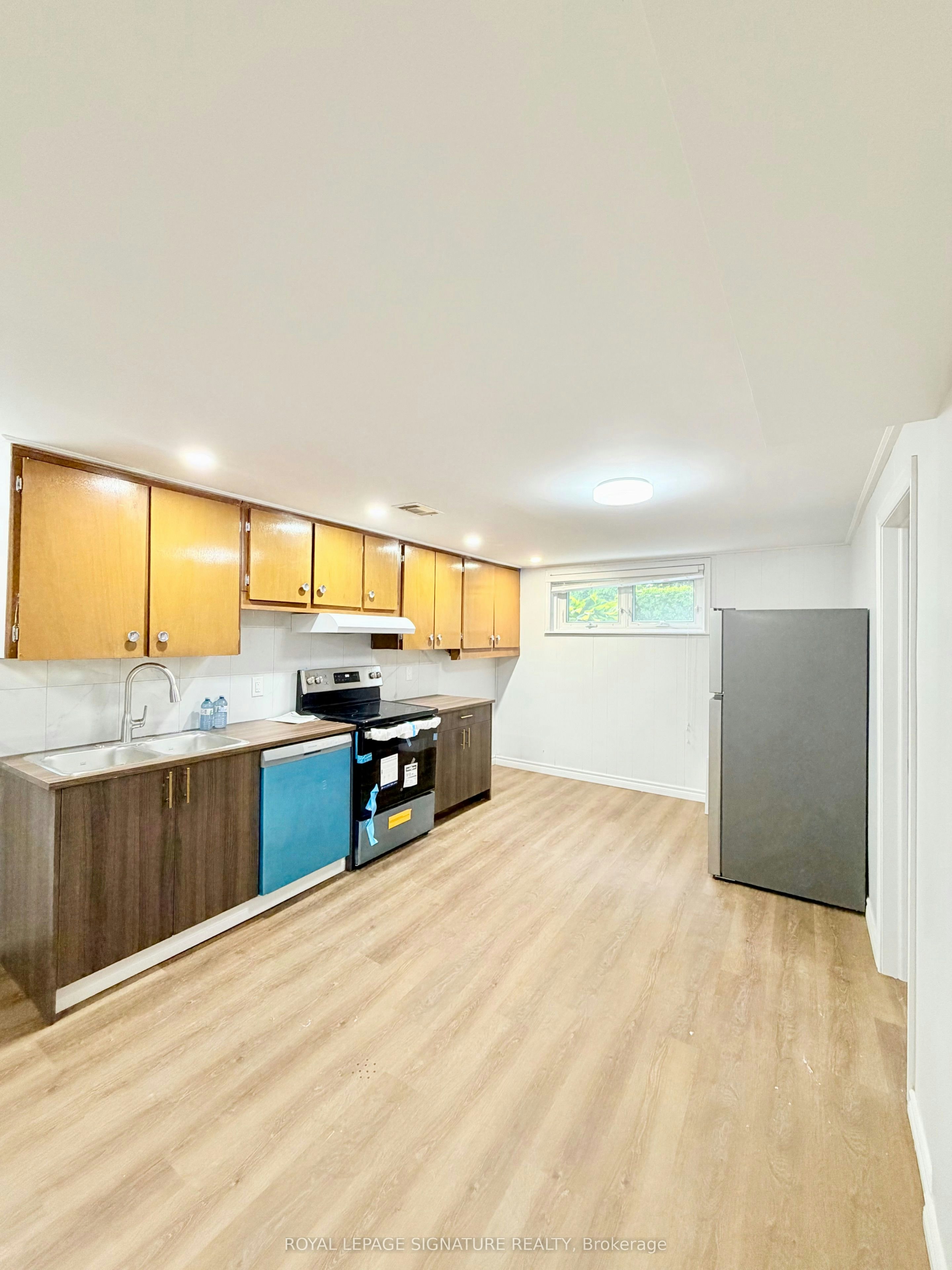 Basement-3 Avery Avenue, Toronto, ON, M9C 1K1 - 8
