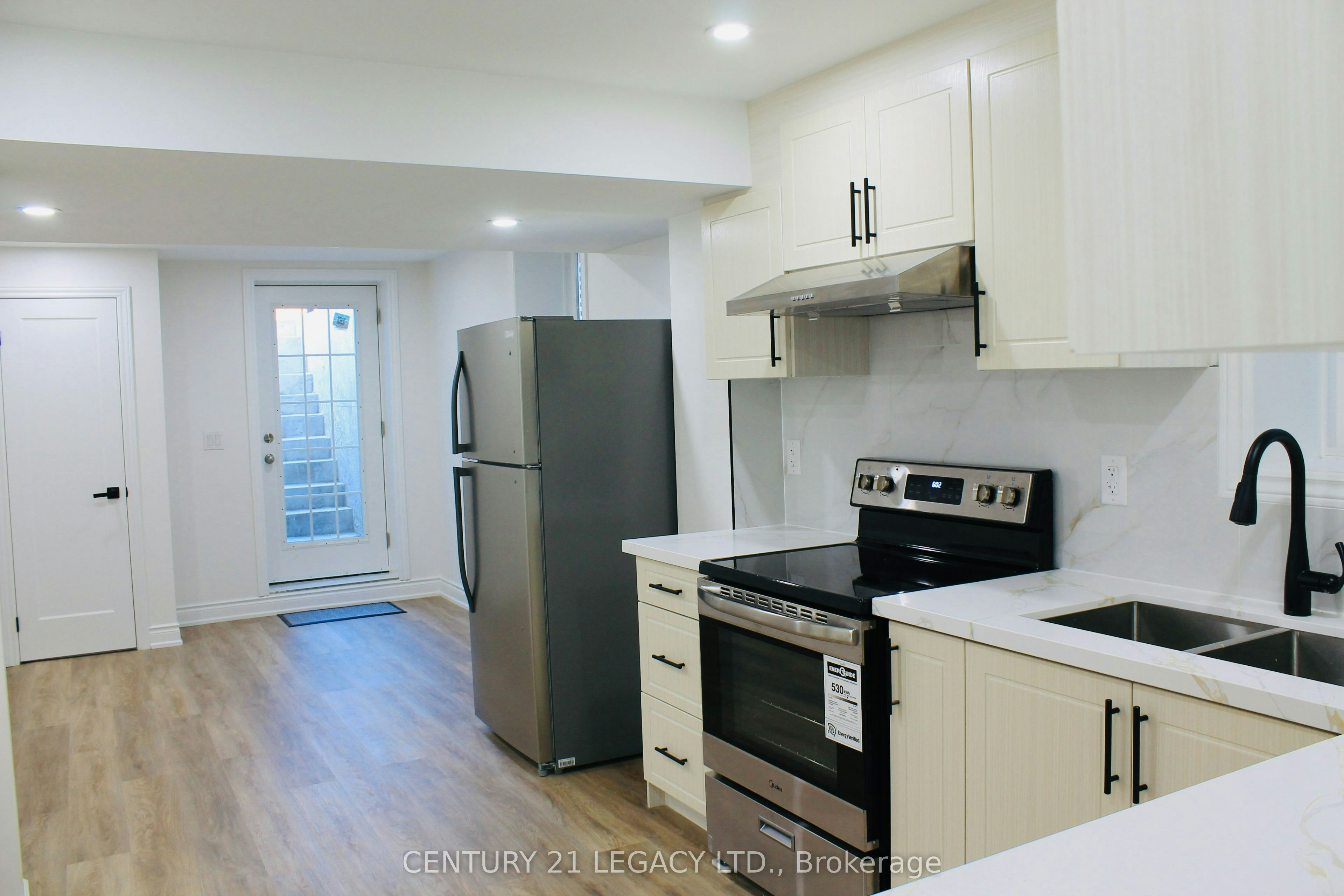 1267 Kovachik Boulevard, Milton, ON, L9E 1W7 - 6