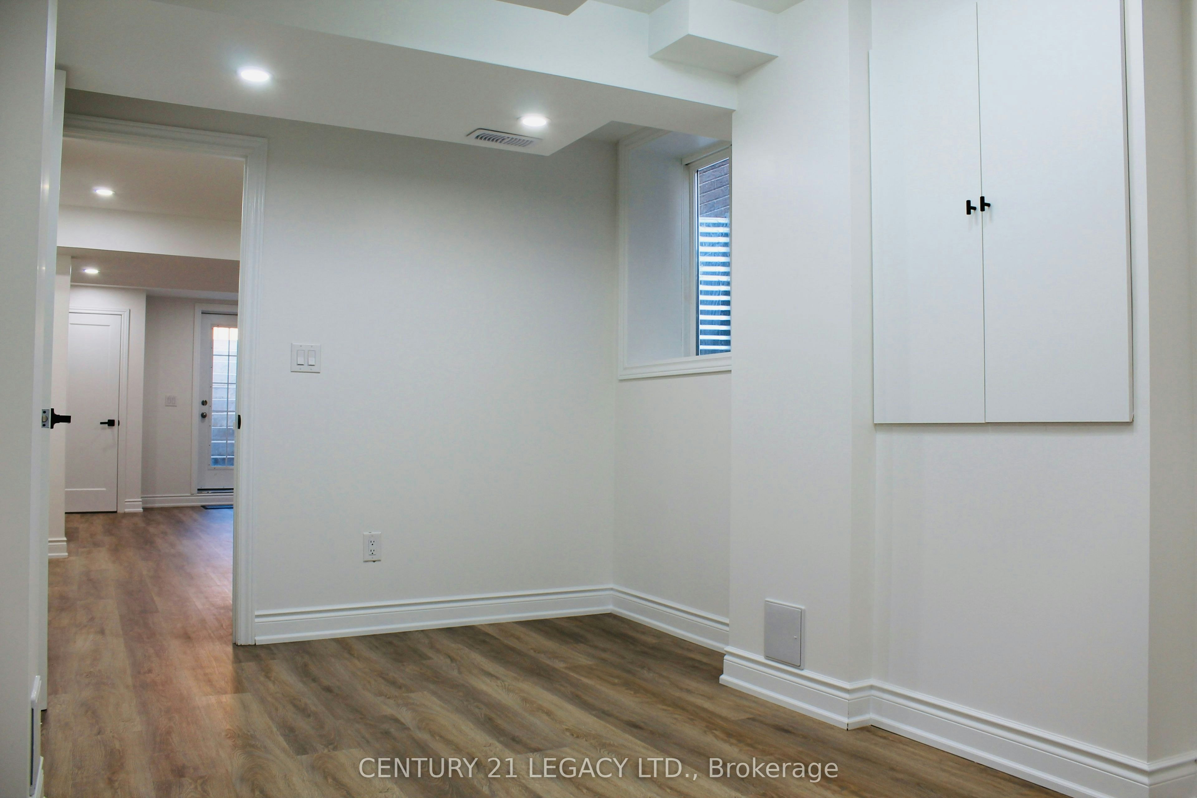 1267 Kovachik Boulevard, Milton, ON, L9E 1W7 - 9