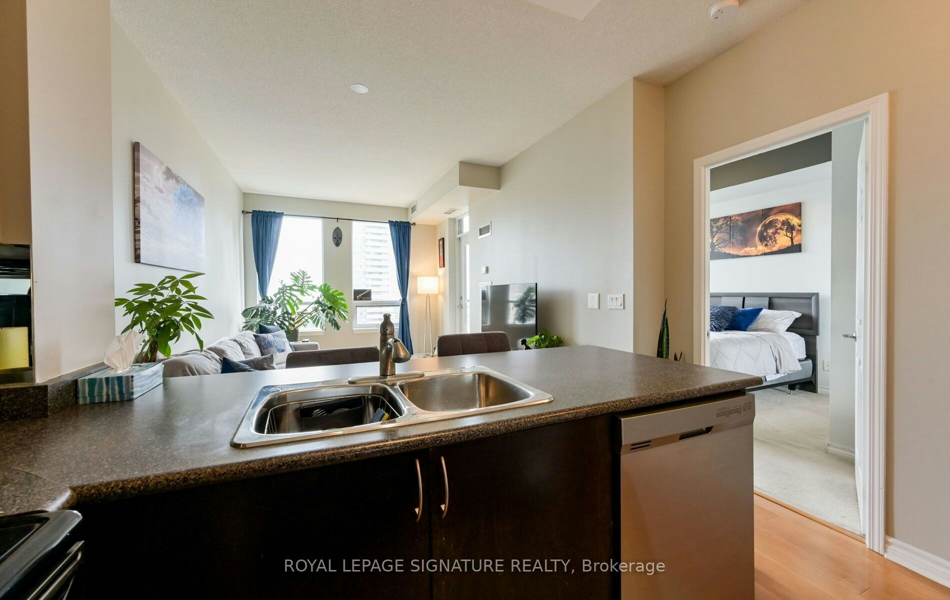 2211-388 Prince Of Wales Drive, Mississauga, ON, L5B 0A1 - 23