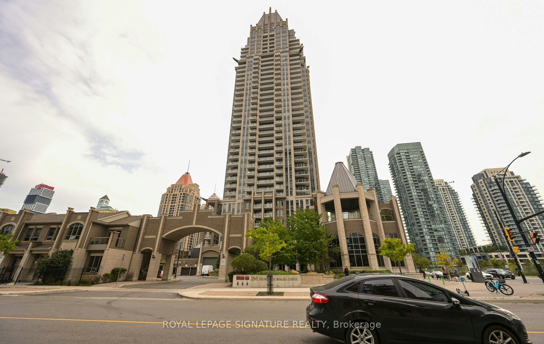 2211-388 Prince Of Wales Drive, Mississauga, ON, L5B 0A1 - 2