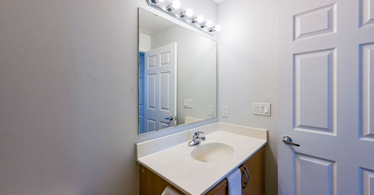 2211-388 Prince Of Wales Drive, Mississauga, ON, L5B 0A1 - 33