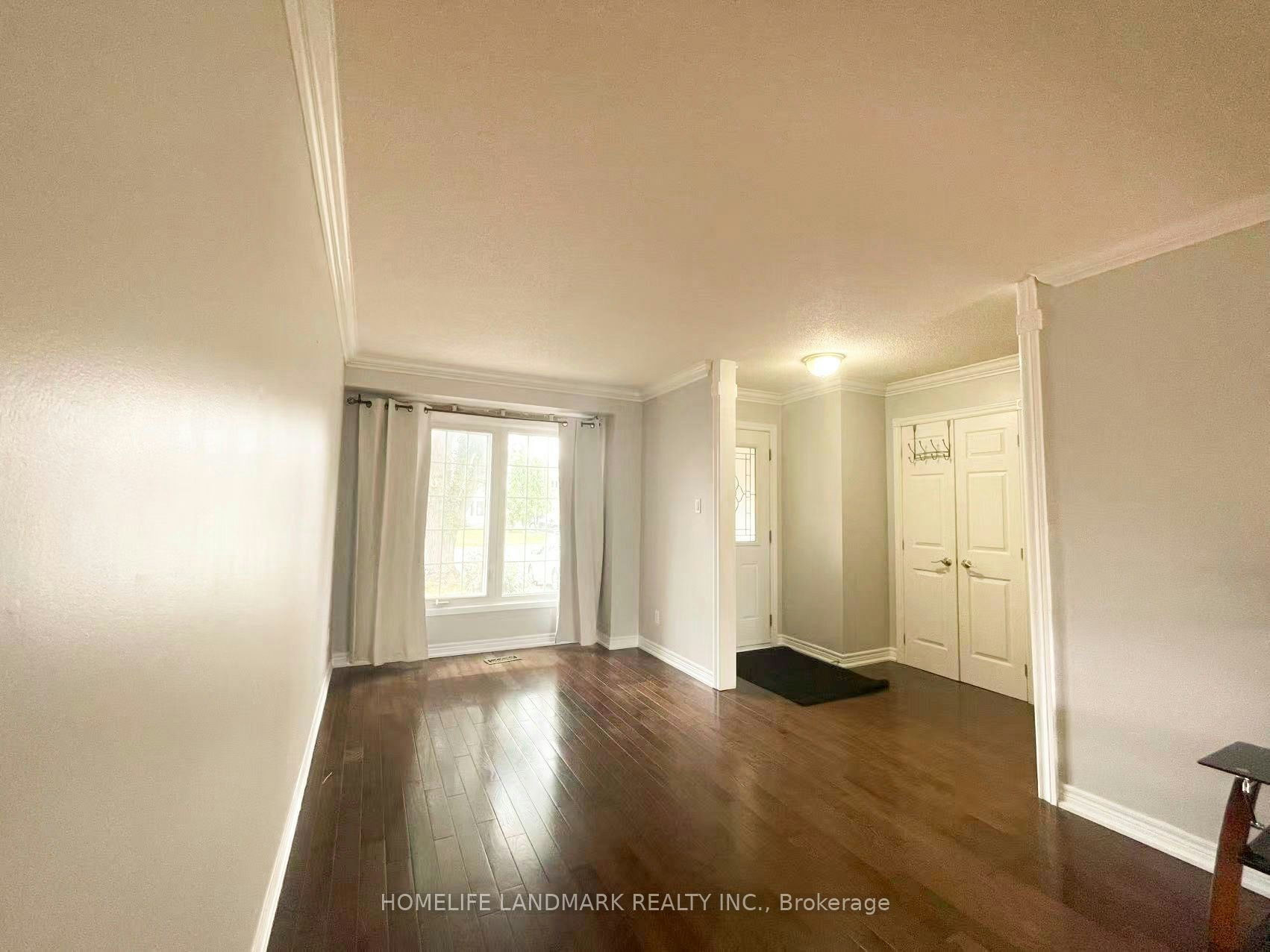 6337 Martel Court, Mississauga, ON, L5N 3H6 - 4