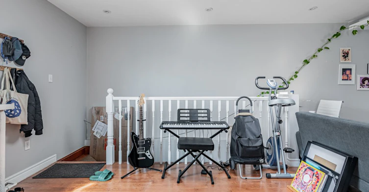 3-12 Salem Avenue, Toronto, ON, M6H 3C1 - 3
