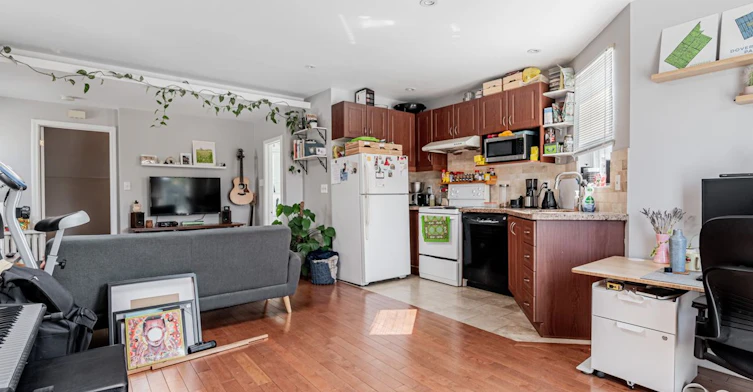 3-12 Salem Avenue, Toronto, ON, M6H 3C1 - 4
