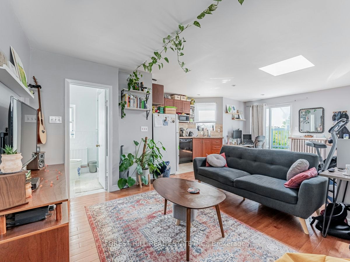 3-12 Salem Avenue, Toronto, ON, M6H 3C1 - 10