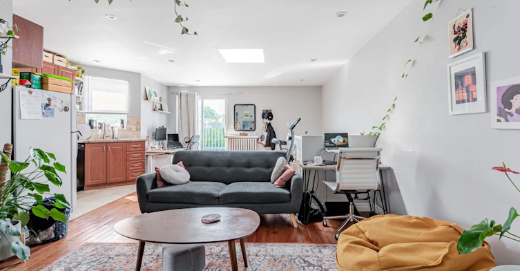 3-12 Salem Avenue, Toronto, ON, M6H 3C1 - 11