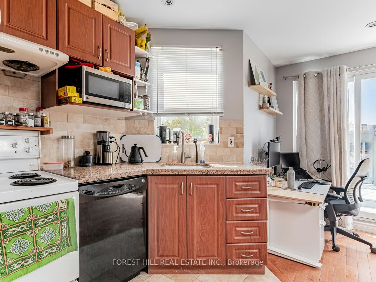 3-12 Salem Avenue, Toronto, ON, M6H 3C1 - 8