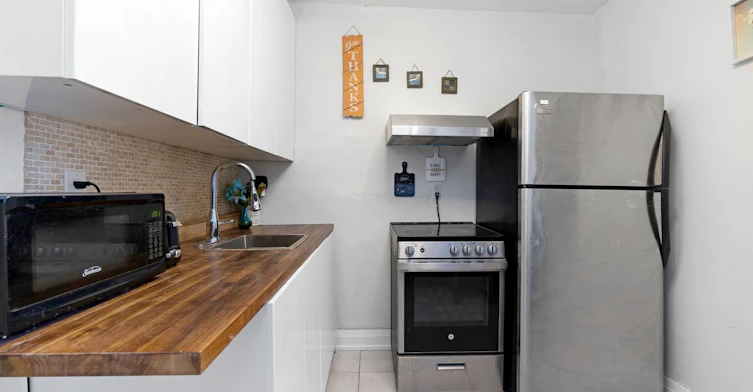 1259 Davenport Road, Toronto, ON, M6H 2H2 - 5