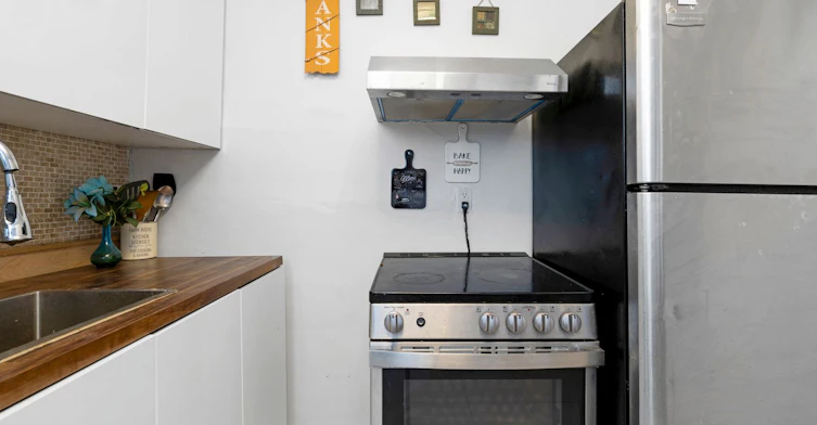 1259 Davenport Road, Toronto, ON, M6H 2H2 - 6