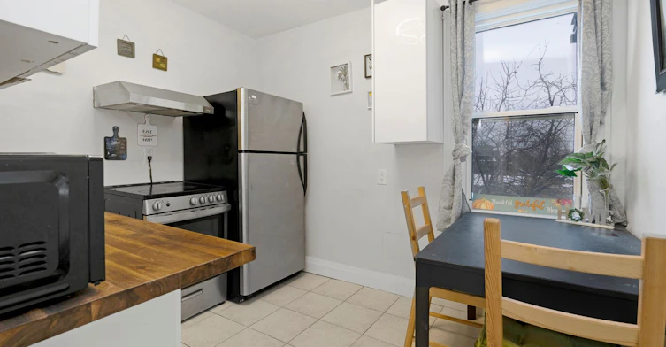 1259 Davenport Road, Toronto, ON, M6H 2H2 - 3