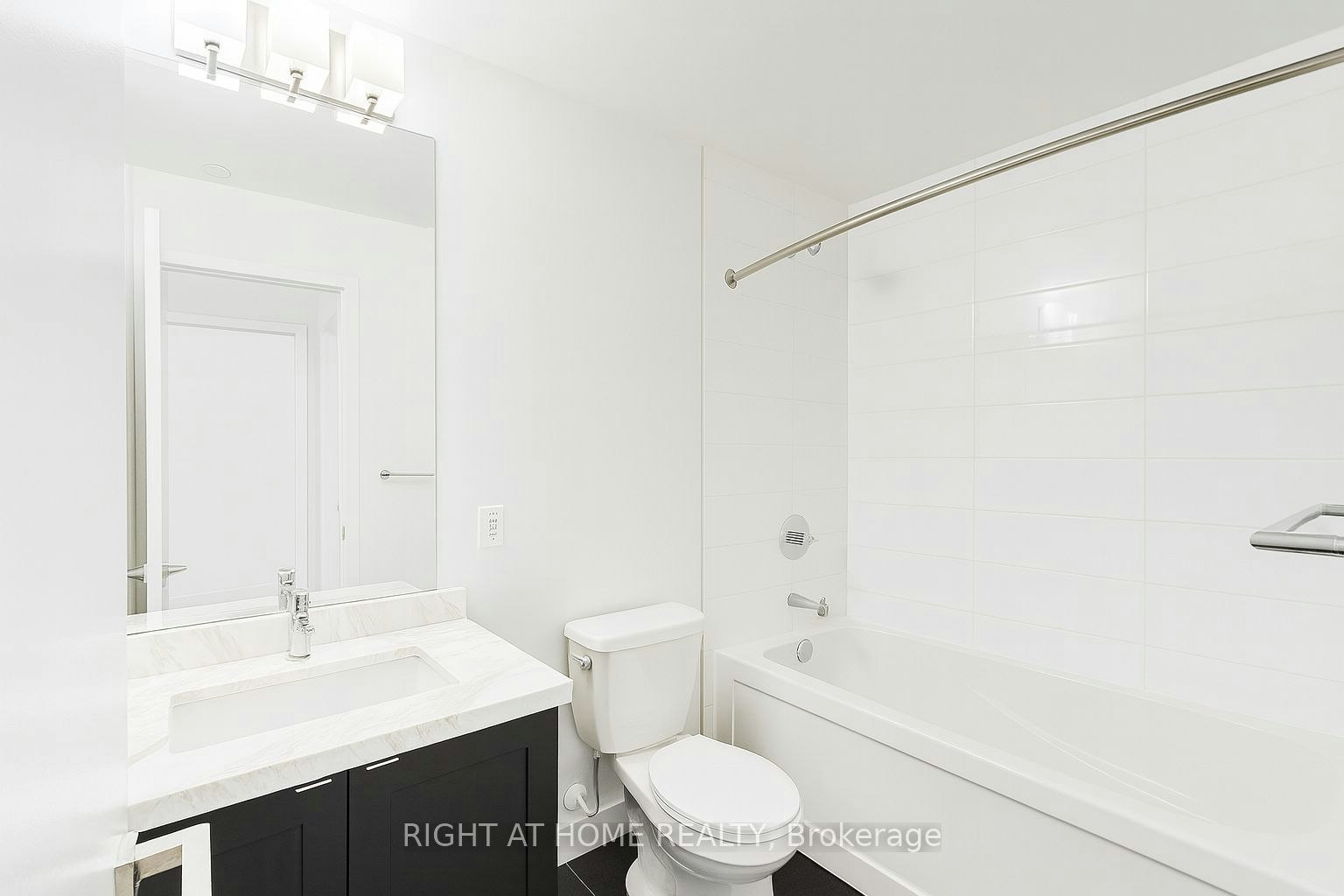 TH15-4055 Parkside Drive, Mississauga, ON, L5B 0K8 - 11