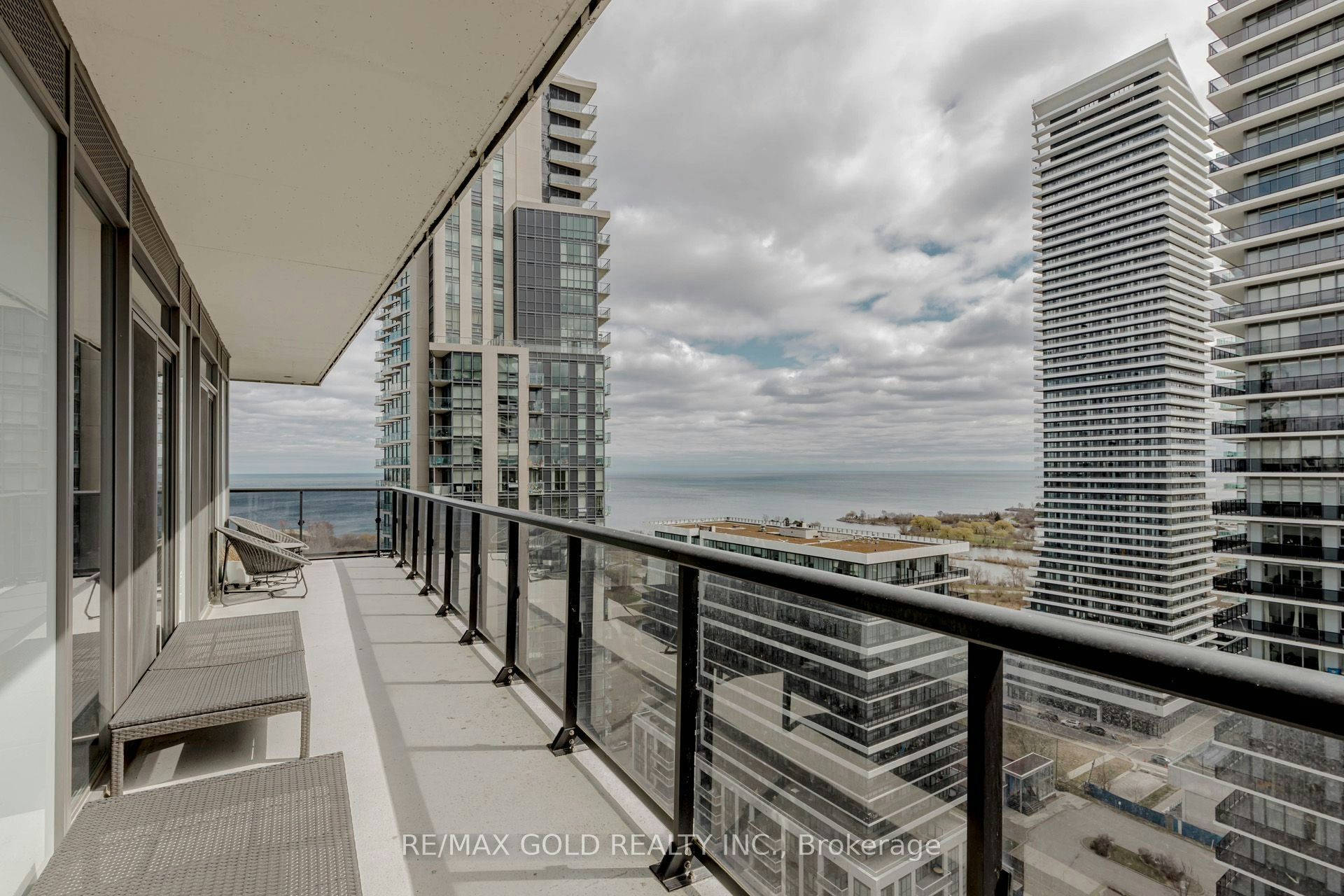 2203-56 Annie Craig Drive, Toronto, ON, M8V 0C8 - 25