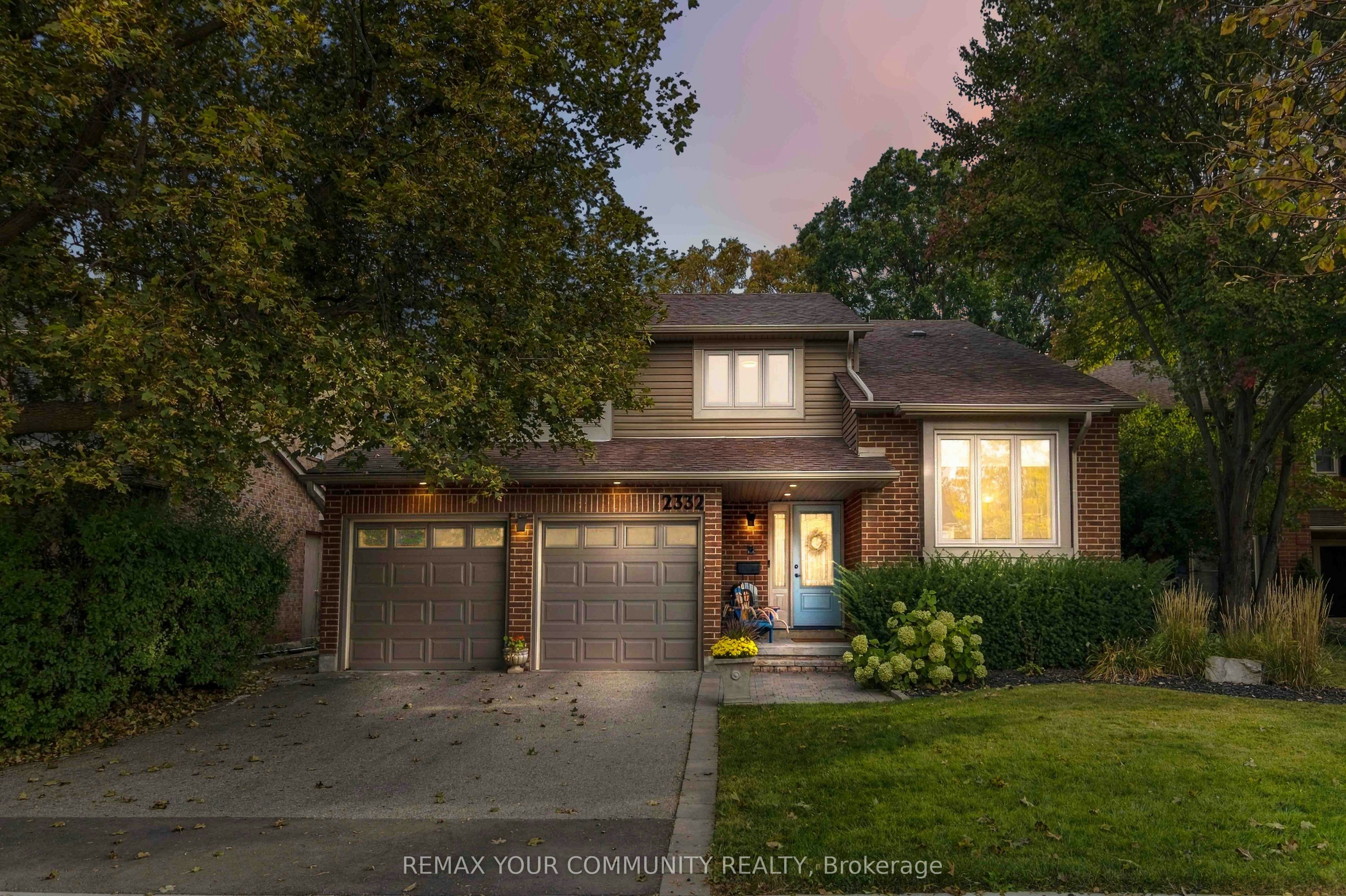 2332 Folkway Drive, Mississauga, ON, L5L 3B6