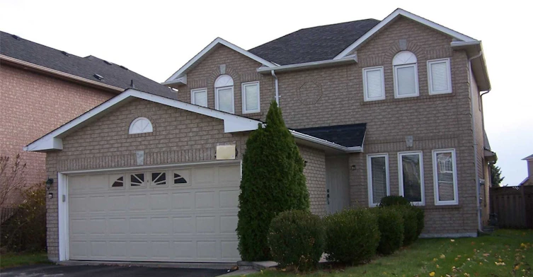 5590 Loonlake Avenue, Mississauga, ON, L5V 2E2