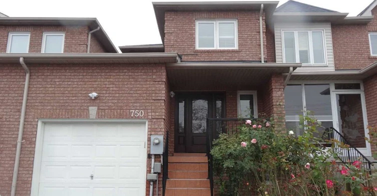 750 Four Winds Way, Mississauga, ON, L5R 3V4