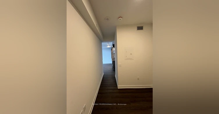 7004-448 Burnhamthorpe Road W, Mississauga, ON, L5B 0R4 - 4