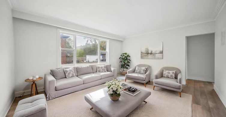 3-32 Vanevery Street, Toronto, ON, M8V 1Y6