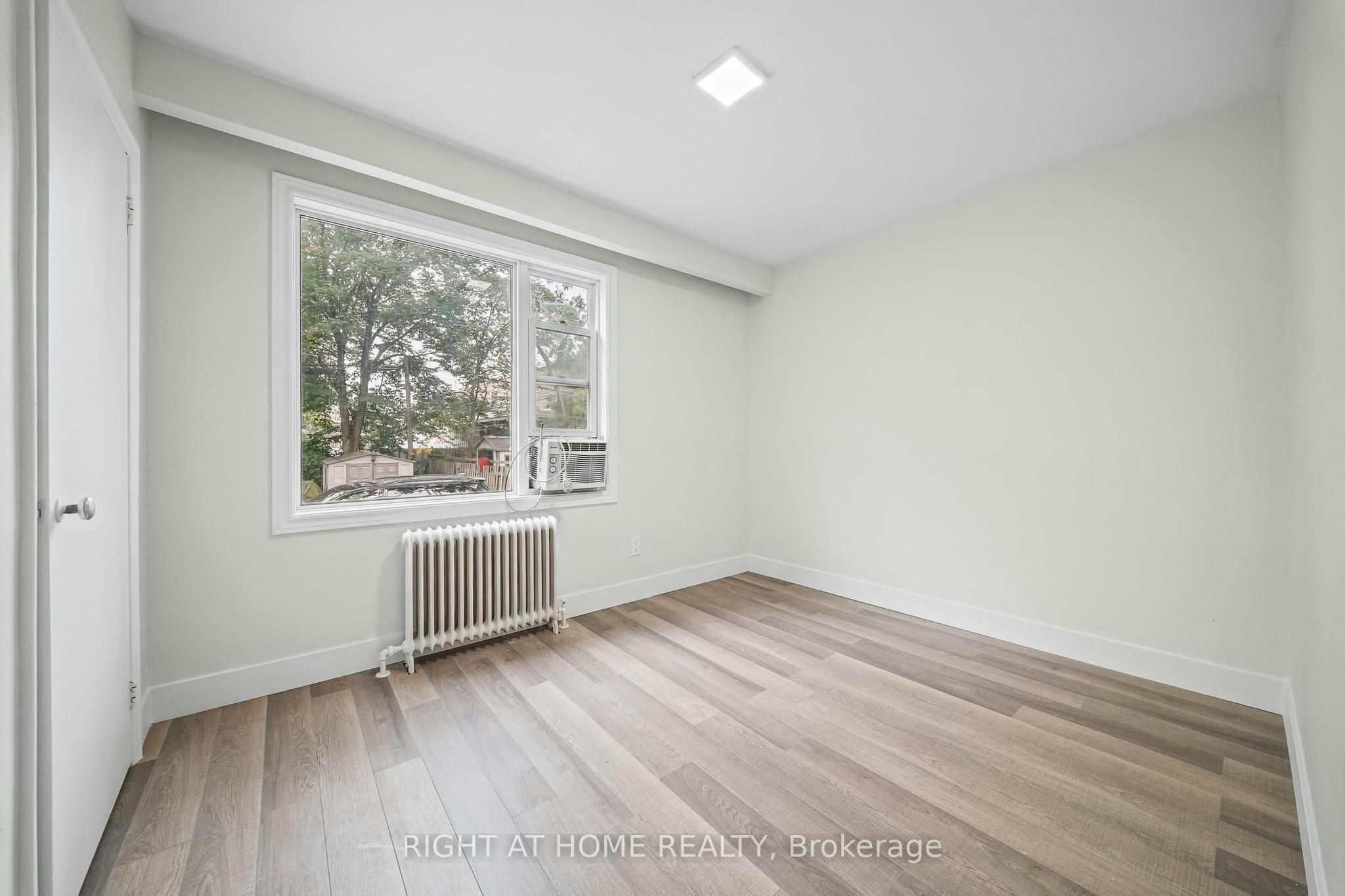 3-32 Vanevery Street, Toronto, ON, M8V 1Y6 - 16