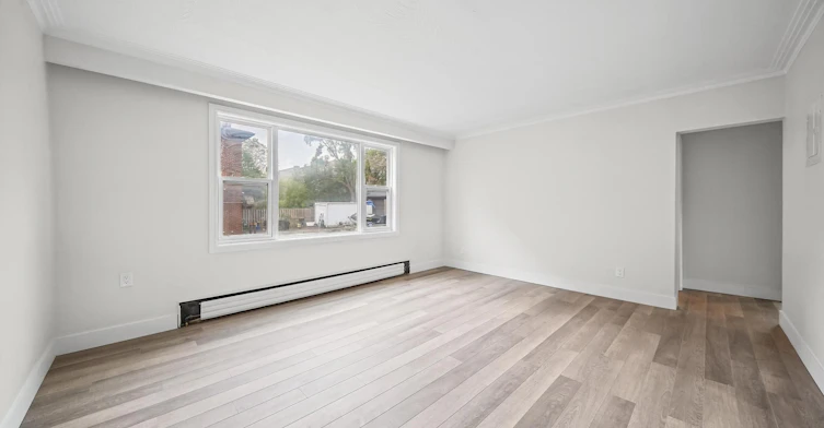 3-32 Vanevery Street, Toronto, ON, M8V 1Y6 - 6