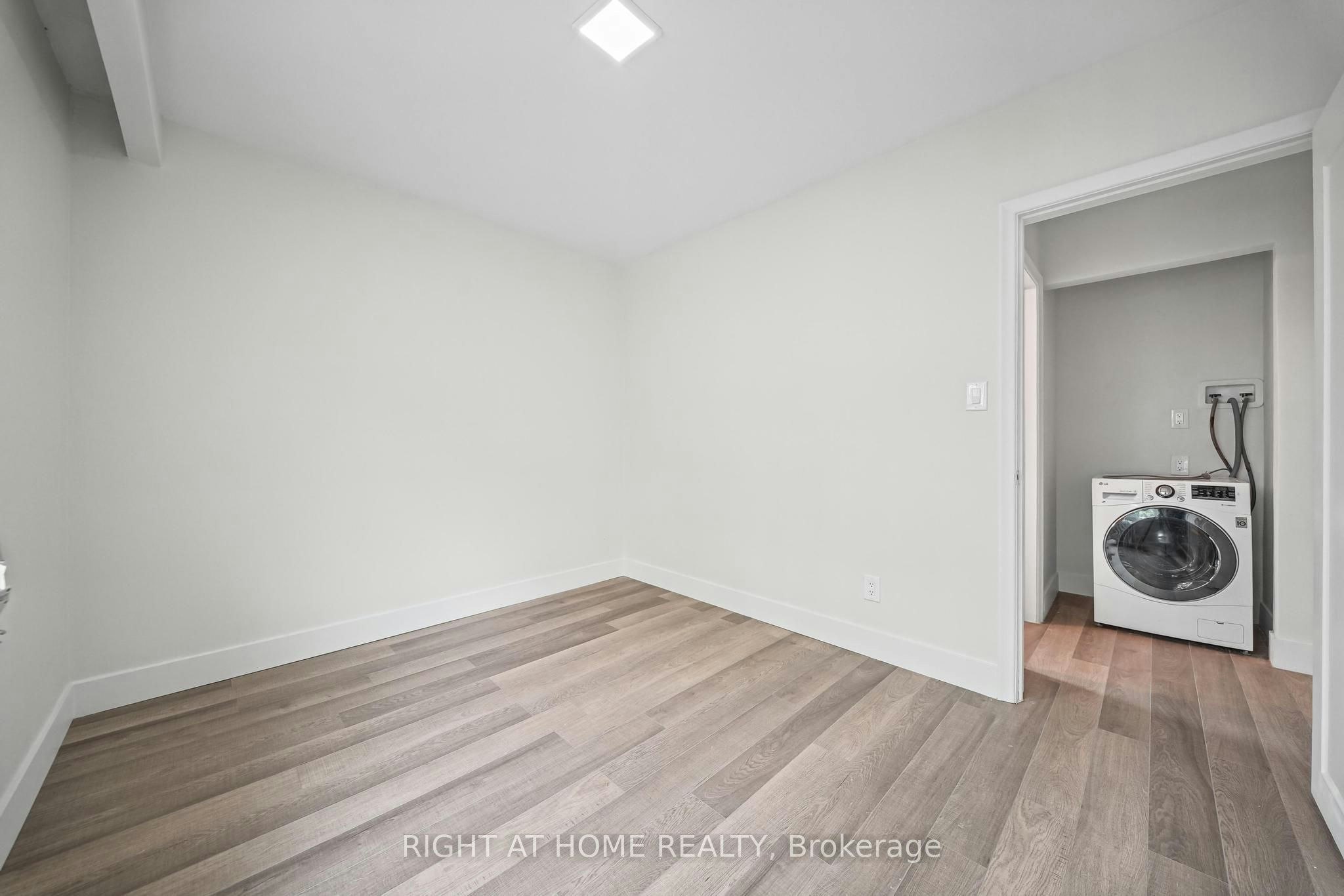 3-32 Vanevery Street, Toronto, ON, M8V 1Y6 - 18