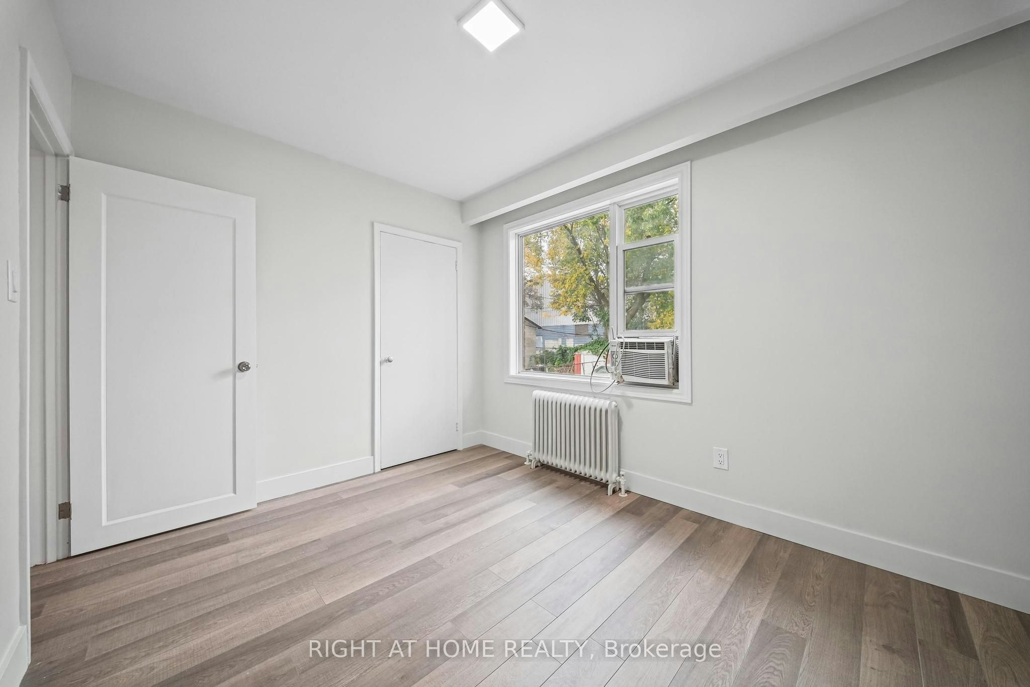 3-32 Vanevery Street, Toronto, ON, M8V 1Y6 - 17
