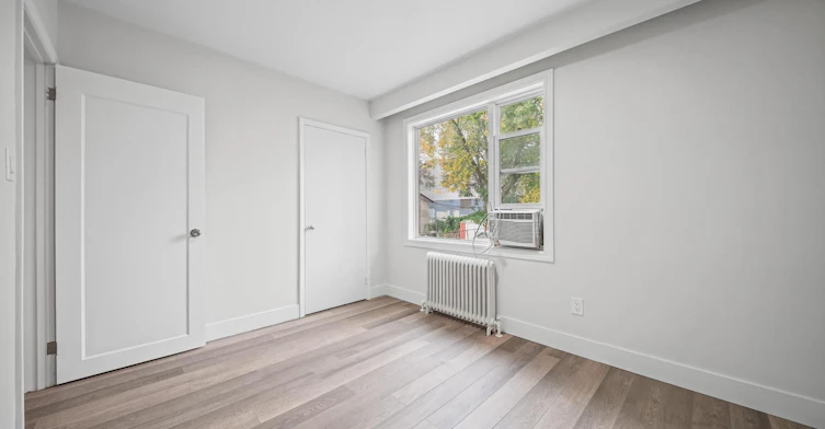 3-32 Vanevery Street, Toronto, ON, M8V 1Y6 - 17