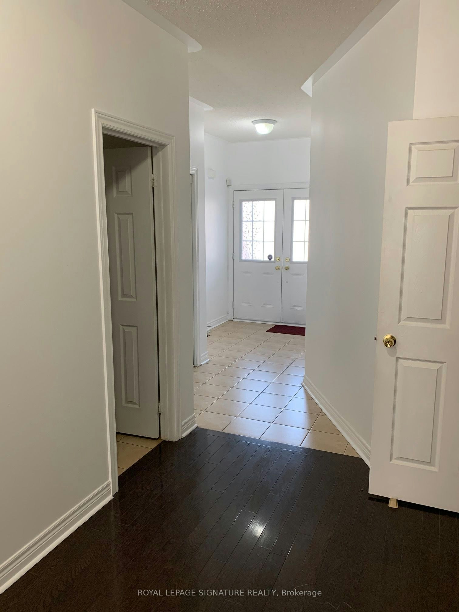 249 Comiskey Crescent, Mississauga, ON, L5W 0C4 - 2