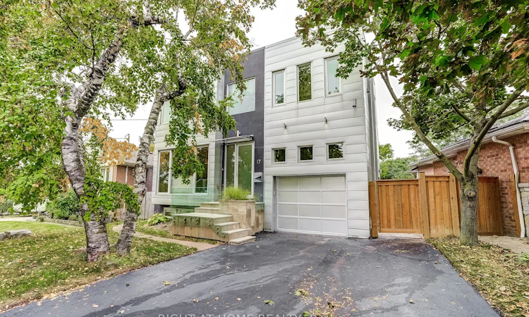 17 Ashfield Drive
