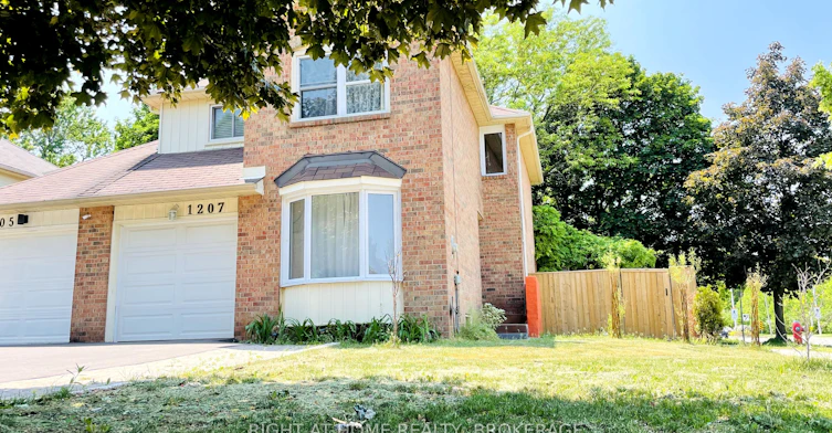 1207 Potters Wheel Crescent, Oakville, ON, L6M 1J3 - 2
