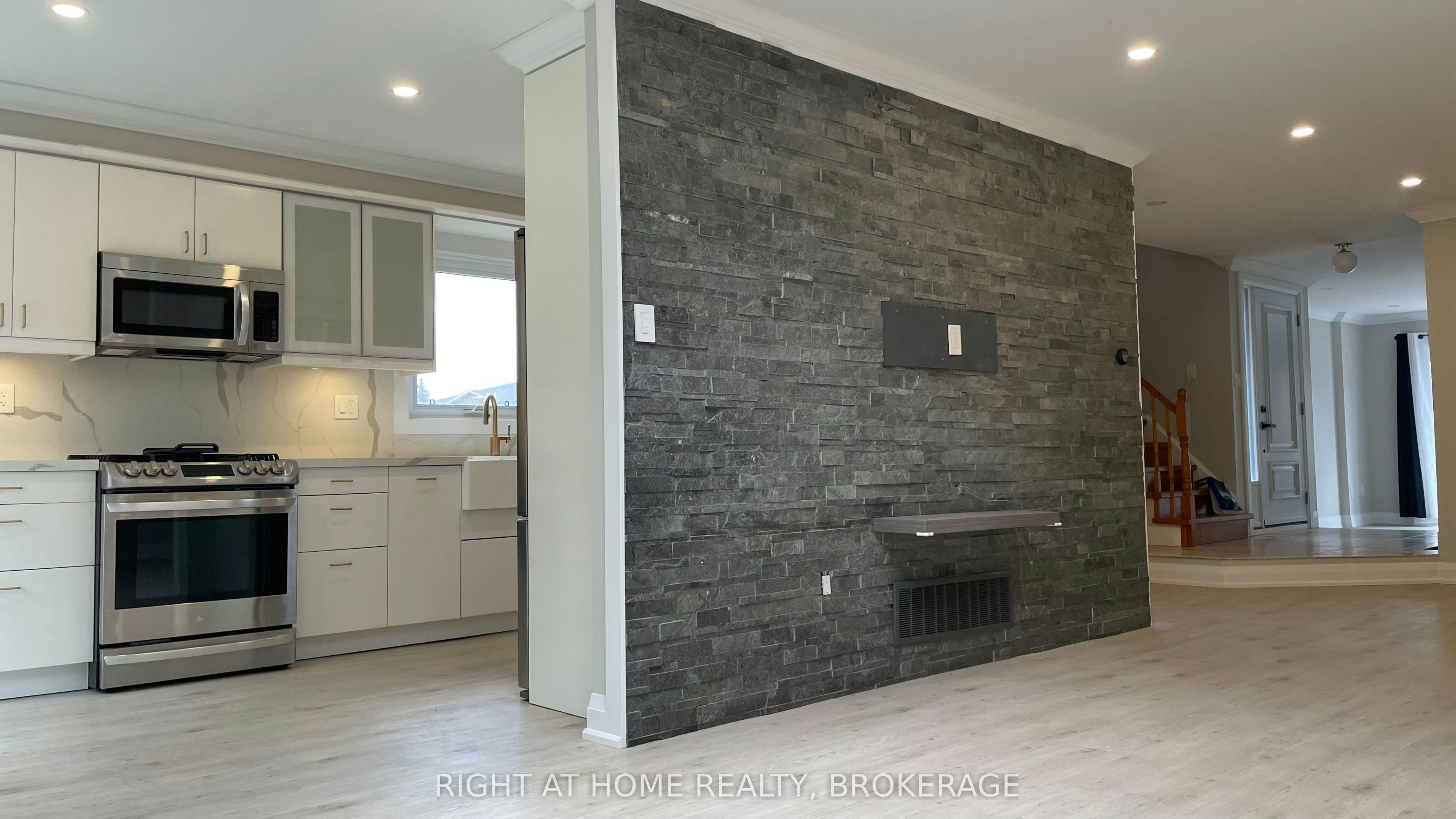 1207 Potters Wheel Crescent, Oakville, ON, L6M 1J3 - 6
