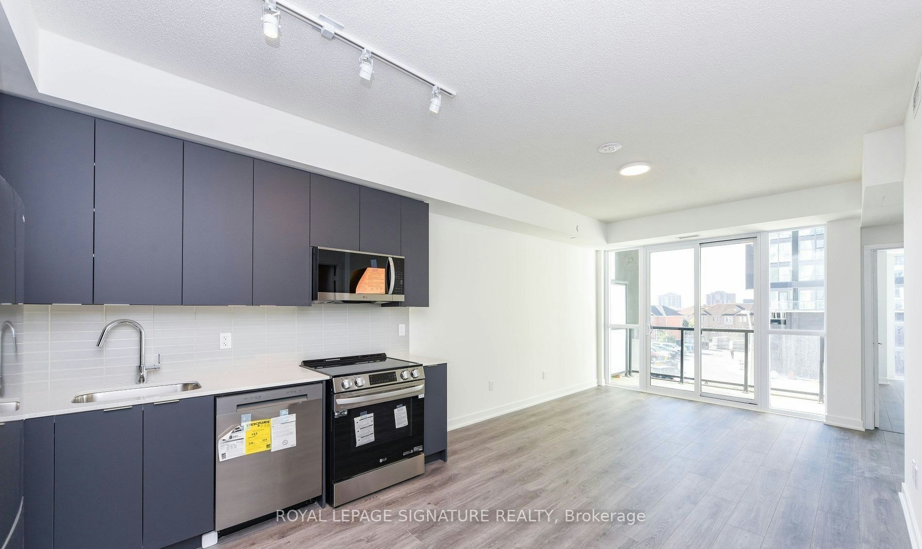 315-225 Malta Avenue, Brampton, ON, L6Y 4M5 - 2