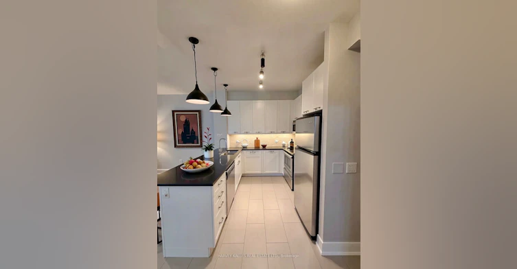 405-2470 Prince Michael Drive, Oakville, ON, L6H 0G9 - 4