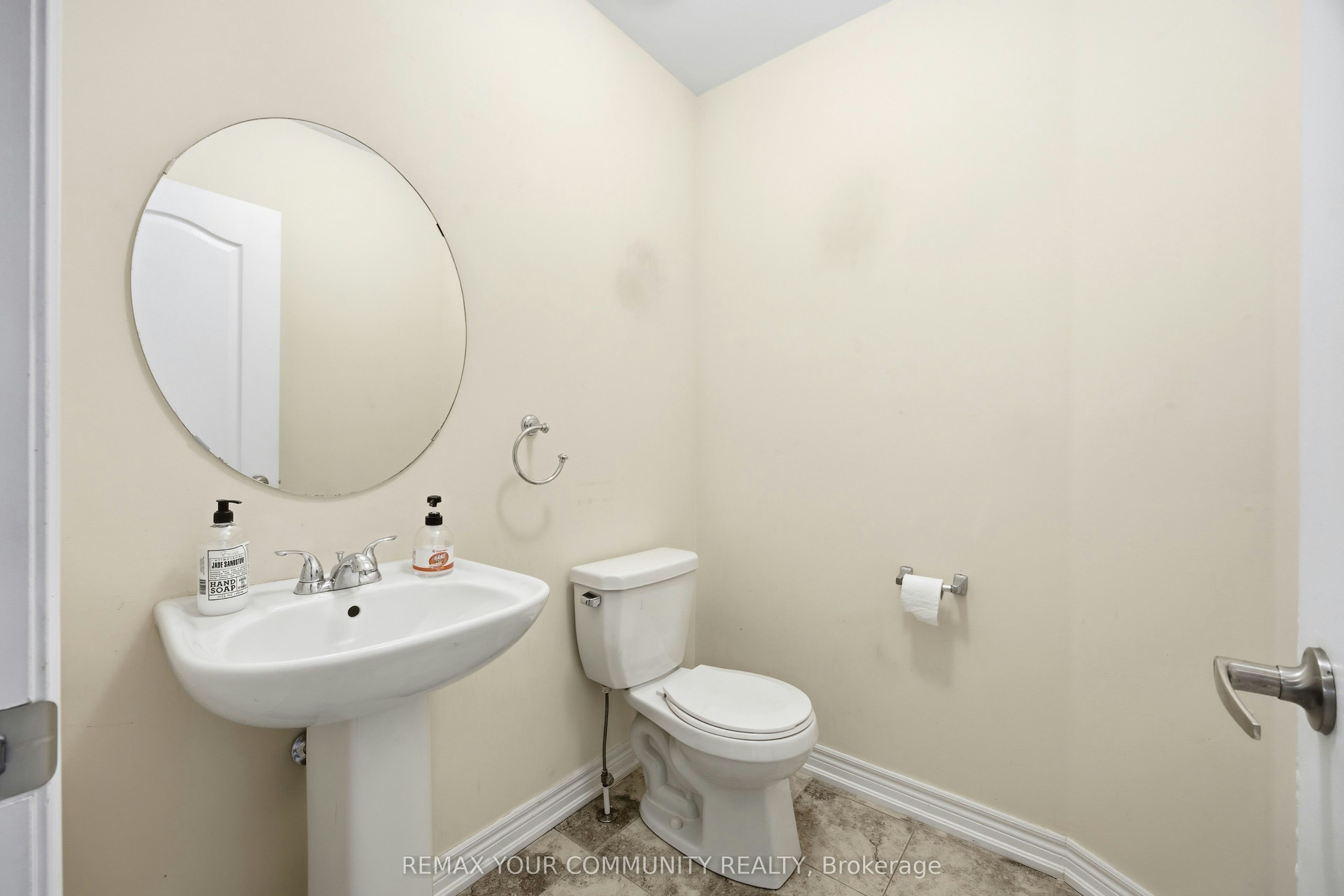90 Sky Harbour Drive, Brampton, ON, L6Y 0V3 - 9